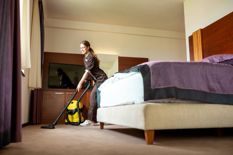 65815e14be5e4c61534c7f22-deep-cleaning